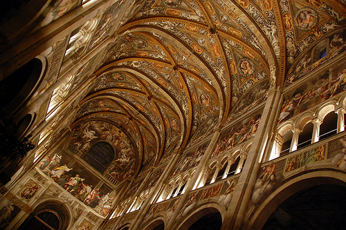 Parma的 Duomo内部，Antonio Trogu拍摄