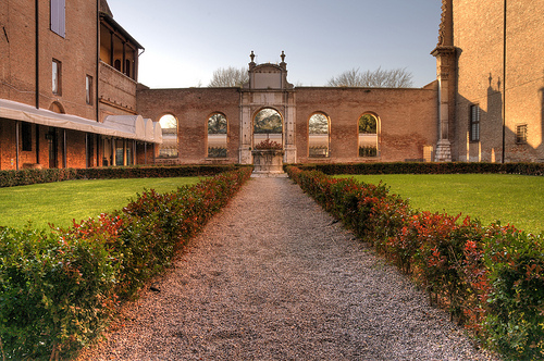 菲拉拉（Ferrara）的Palazzo dei Diamanti ，Romeo de Gennaro拍摄
